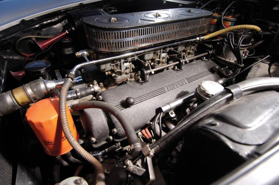  Ferrari 250 GTE 1963 года  (фото 7 из 24)